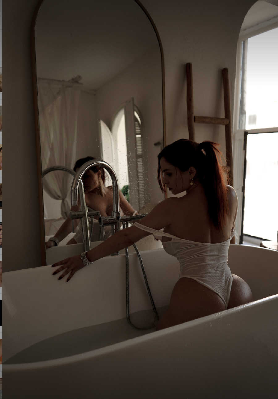 A playful frame from Miranda Faith nude — online in Brisbane