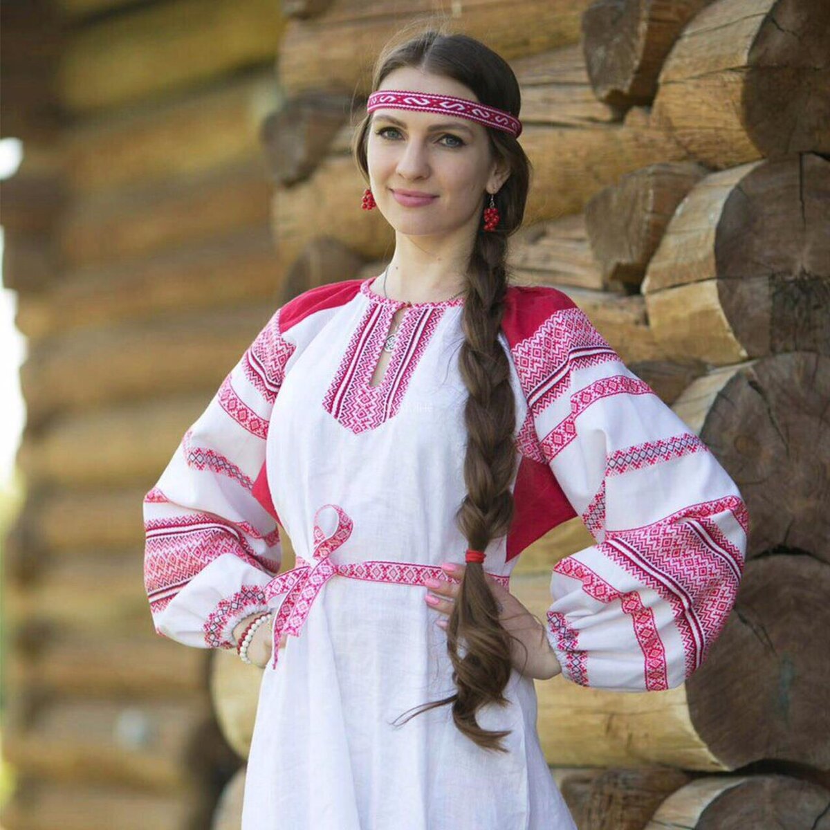 Girls in Slavic costumes in Brisbane